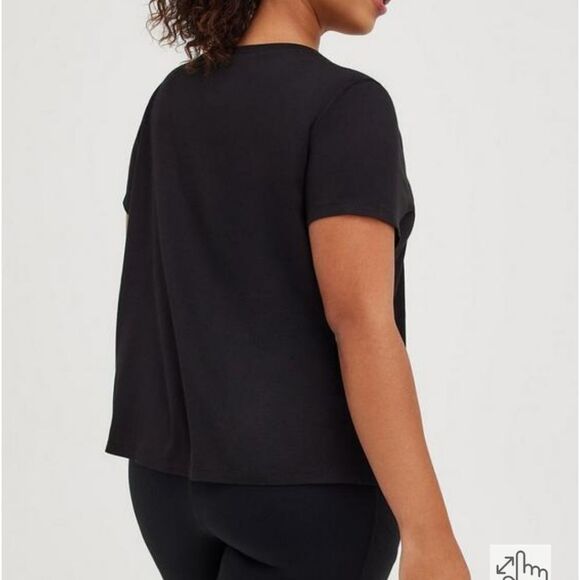 PRICE FIRM! TORRID PLUS SIZE PERFORMANCE Cotton Short Sleeve SKULL Active Tee. - Picture 10 of 15